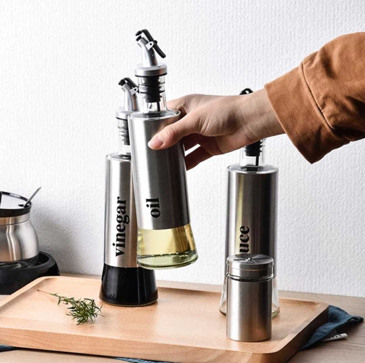 Picture of Glass Oil Dispenser Bottle